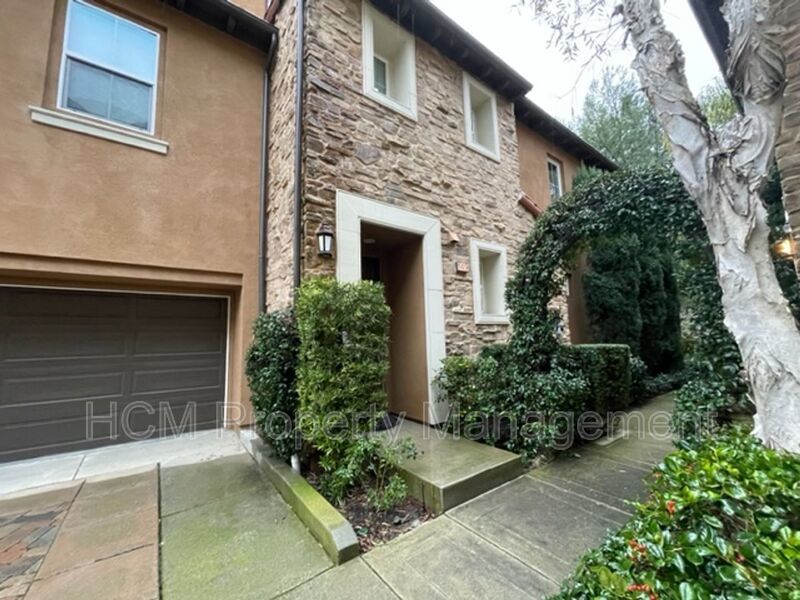 Beautiful single level home in Turtle Ridge's Whispering Glen property image