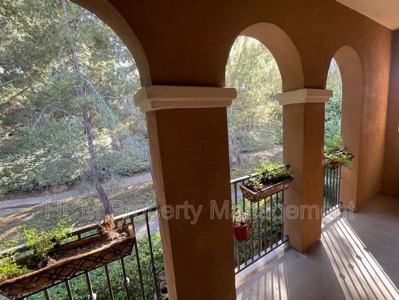 Beautiful single level home in Turtle Ridge's Whispering Glen property image