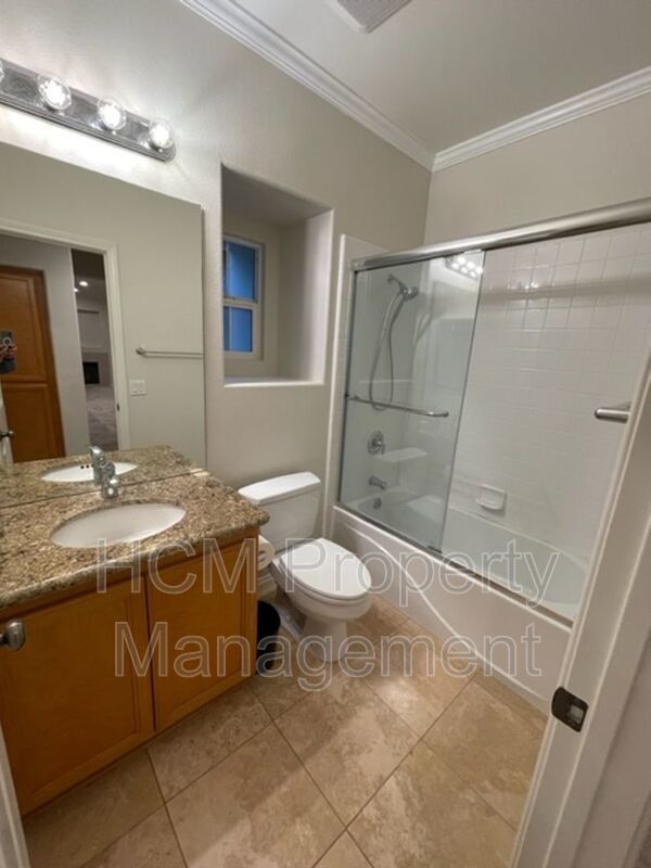 Beautiful single level home in Turtle Ridge's Whispering Glen property image