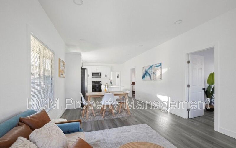 Renovated House- new appliances, cabinets, floor. property image