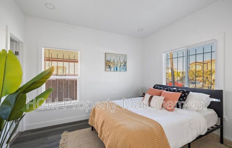 Renovated House- new appliances, cabinets, floor. property image