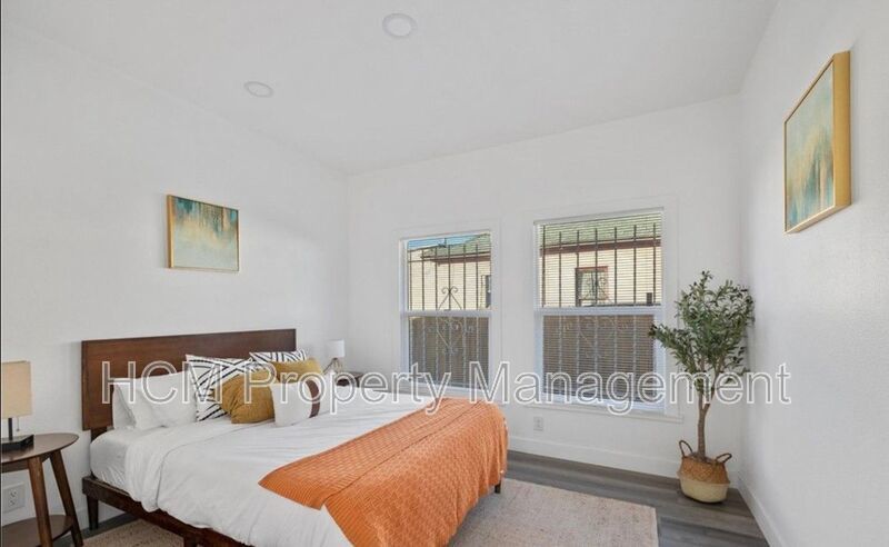 Renovated House- new appliances, cabinets, floor. property image