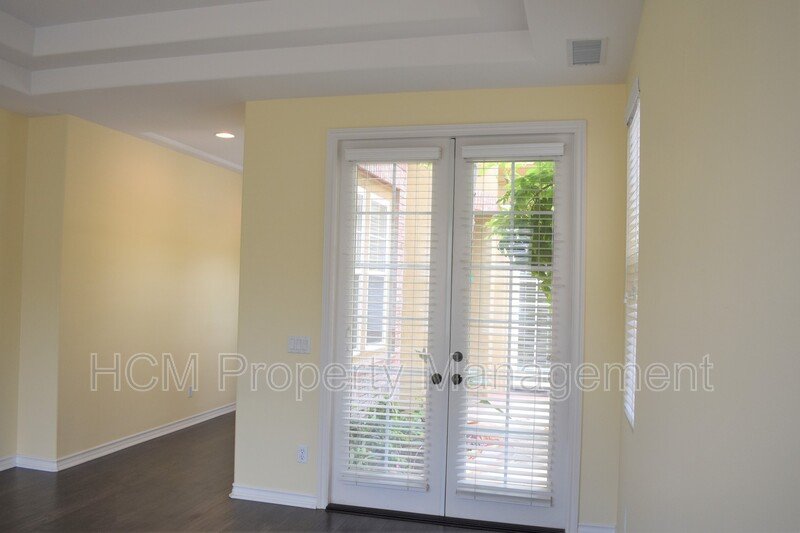 Beautiful 5 bedroom, 5 bath home in Desirable North Park Irvine property image