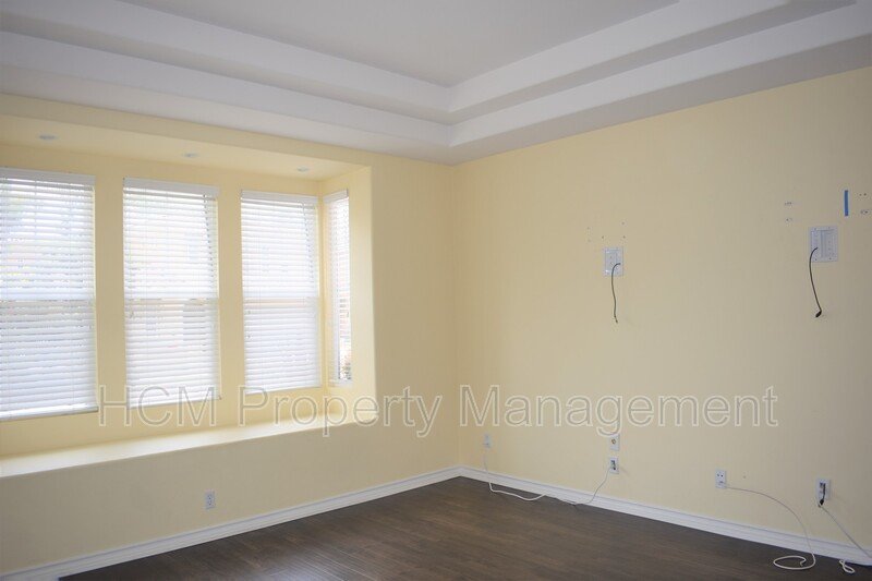 Beautiful 5 bedroom, 5 bath home in Desirable North Park Irvine property image