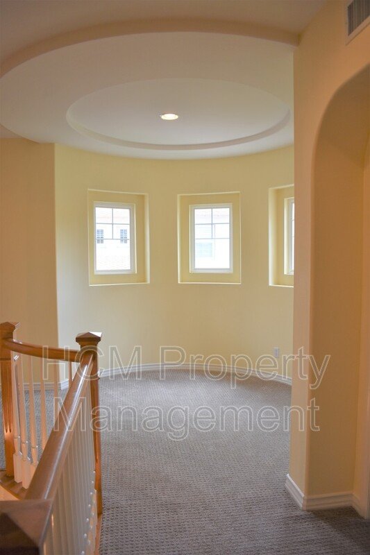 Beautiful 5 bedroom, 5 bath home in Desirable North Park Irvine property image