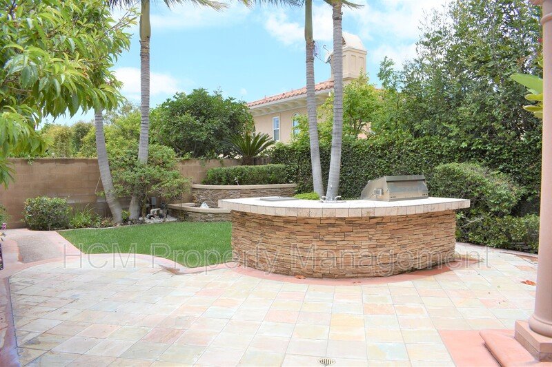 Beautiful 5 bedroom, 5 bath home in Desirable North Park Irvine property image