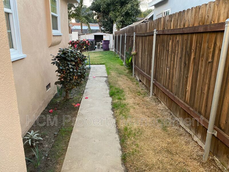 Nice Neighborhood North Long Beach 2 bd 1 bath Home property image