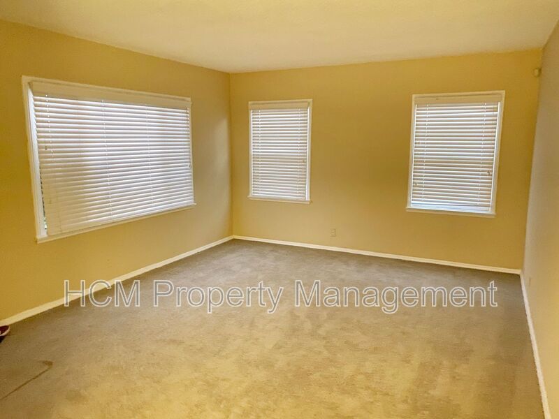 Nice Neighborhood North Long Beach 2 bd 1 bath Home property image