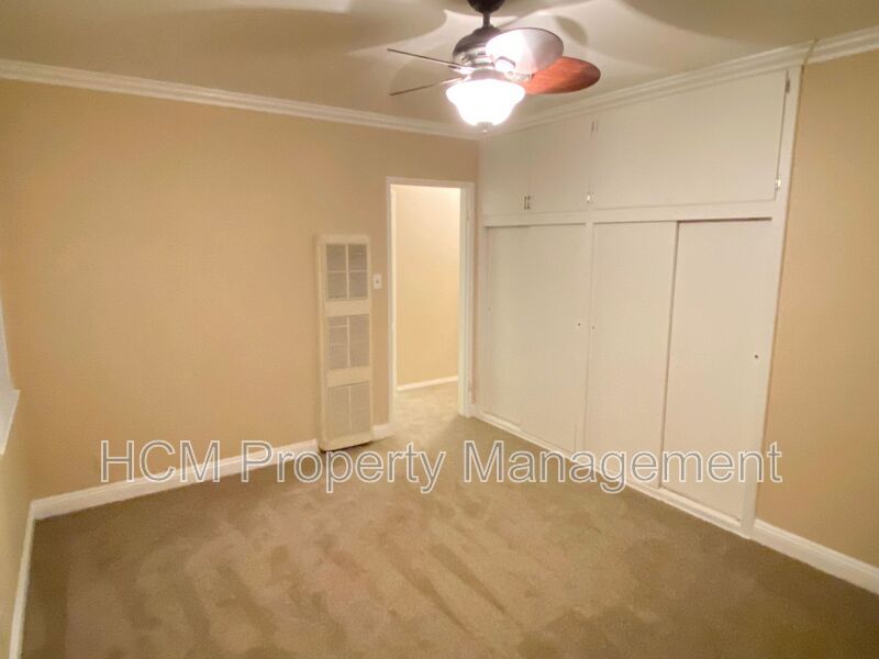 Nice Neighborhood North Long Beach 2 bd 1 bath Home property image