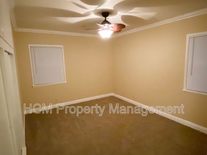 Nice Neighborhood North Long Beach 2 bd 1 bath Home property image