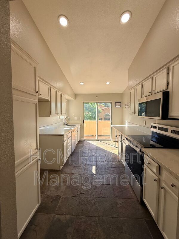 Condo in The Hills Yorba Linda 2 Bedrooms | 2 Bathrooms | 1,252 Sq. Ft. | $3,100/Month property image