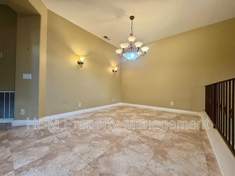 3 Bedroom spacious home in Aliso Viejo (Tivoli community) property image