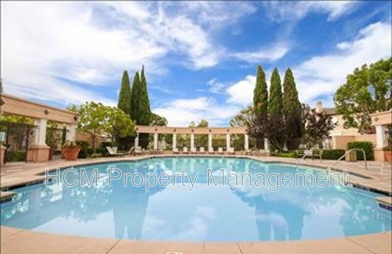 3 Bedroom spacious home in Aliso Viejo (Tivoli community) property image