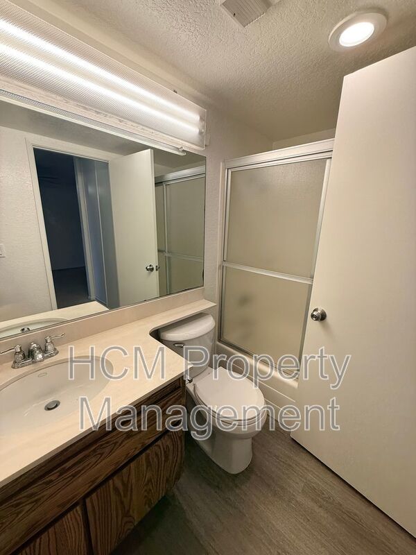 Pheasant Creek Condo 2 Bed | 2 Bath | Upper Unit w/ Vaulted Ceiling & Private Garage! property image