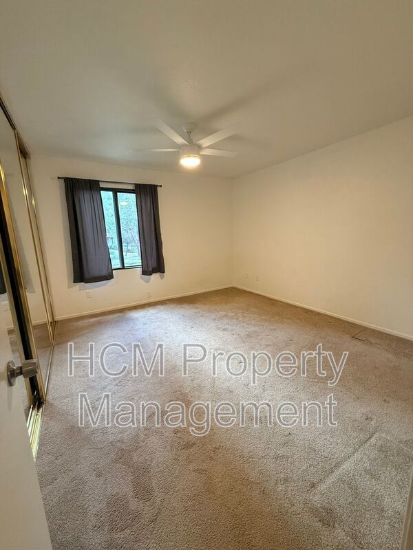 Pheasant Creek Condo 2 Bed | 2 Bath | Upper Unit w/ Vaulted Ceiling & Private Garage! property image