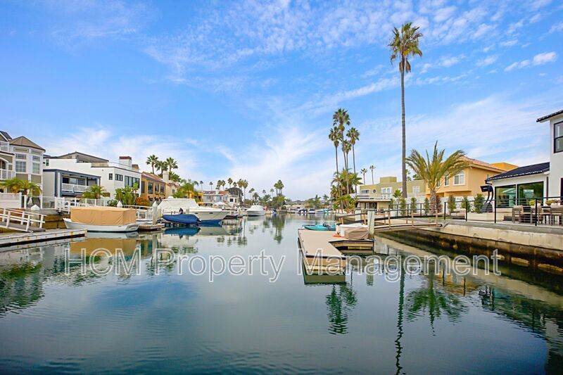 Gorgeous Newport views from this 2 Bed/2 Bath new duplex property image
