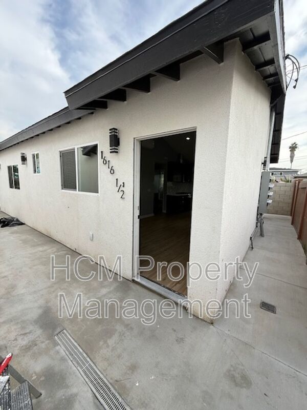 Remodeled detached unit property image