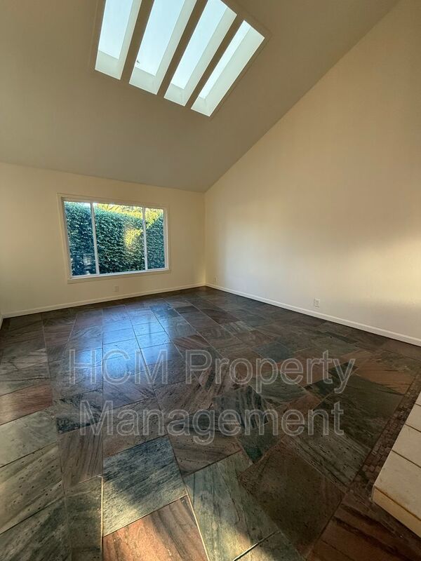 EXECUTIVE ENTERTAINER'S DREAM IN MISSION VIEJO! property image