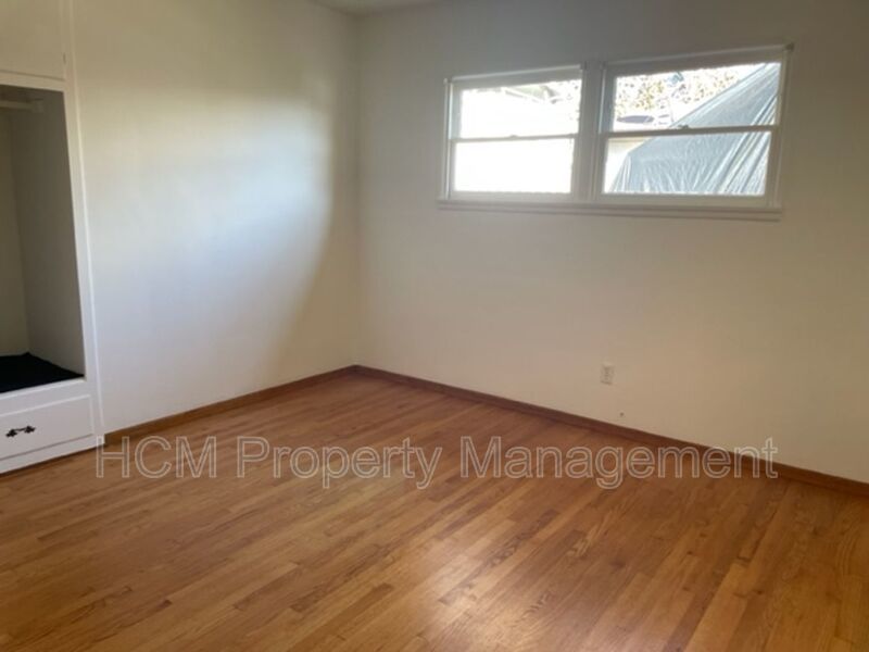 3 bdr 2 bath Home on Huge lot. property image