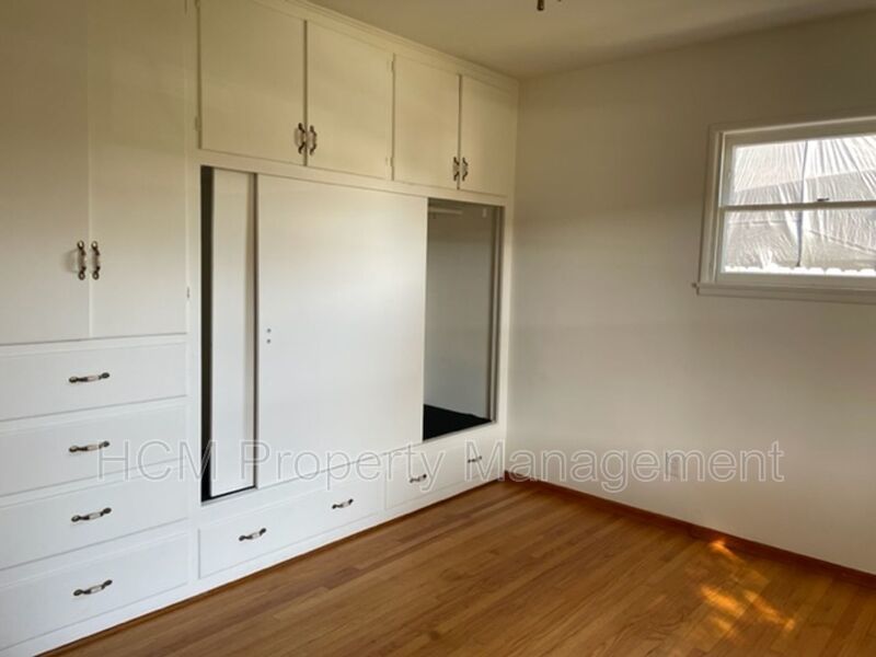 3 bdr 2 bath Home on Huge lot. property image