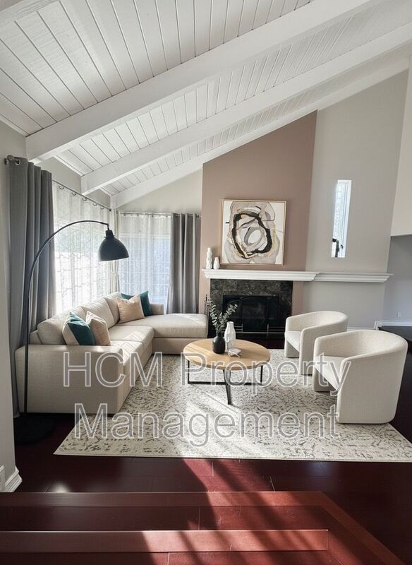 5BD/4BA POOL HOME IN ALTA VISTA SOUTH | SOLAR SAVINGS | $6,500/mo property image