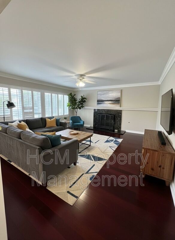 5BD/4BA POOL HOME IN ALTA VISTA SOUTH | SOLAR SAVINGS | $6,500/mo property image