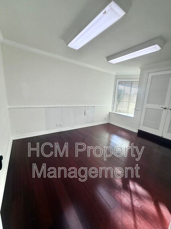 5BD/4BA POOL HOME IN ALTA VISTA SOUTH | SOLAR SAVINGS | $6,500/mo property image