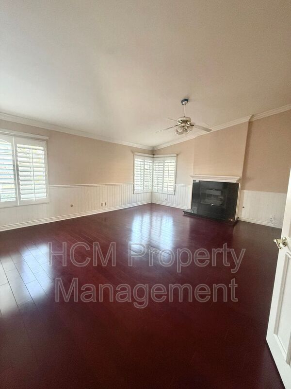 5BD/4BA POOL HOME IN ALTA VISTA SOUTH | SOLAR SAVINGS | $6,500/mo property image