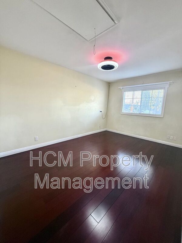 5BD/4BA POOL HOME IN ALTA VISTA SOUTH | SOLAR SAVINGS | $6,500/mo property image