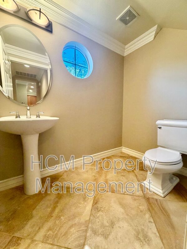 Beautiful 4 Bedroom, 4.5 Bathroom Home in Quail Hill property image