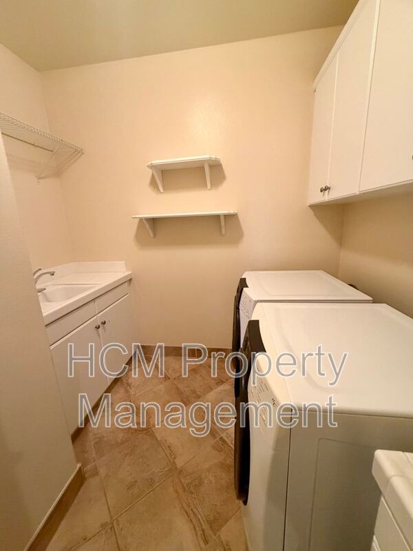 Beautiful 4 Bedroom, 4.5 Bathroom Home in Quail Hill property image