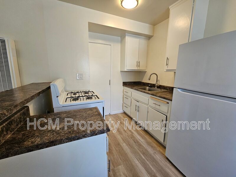 Welcome to 7240 Alabama, a 1-bedroom, 1-bathroom apartment located in the heart of Canoga Park, CA. property image