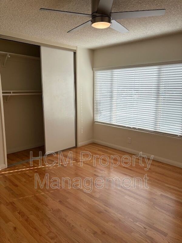 Welcome to your new home in the heart of Santa Monica, CA. property image