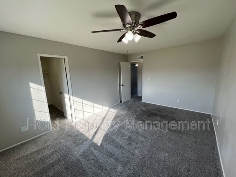 Beautiful 3 Bedroom + 1.5 Bath Townhouse in highly desirable Briarcliffe community! property image