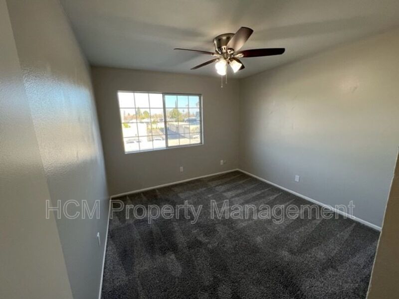 Beautiful 3 Bedroom + 1.5 Bath Townhouse in highly desirable Briarcliffe community! property image