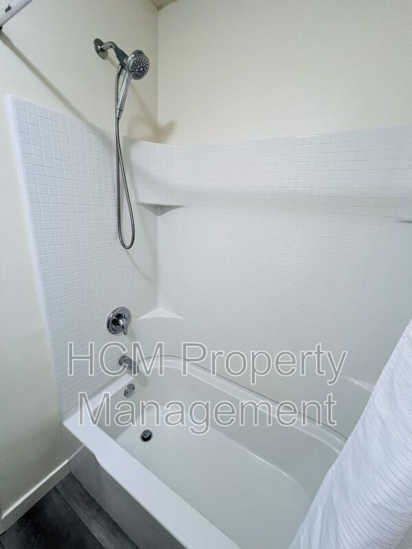 Introducing a bachelor apartment (no kitchen) in the heart of West Los Angeles! property image