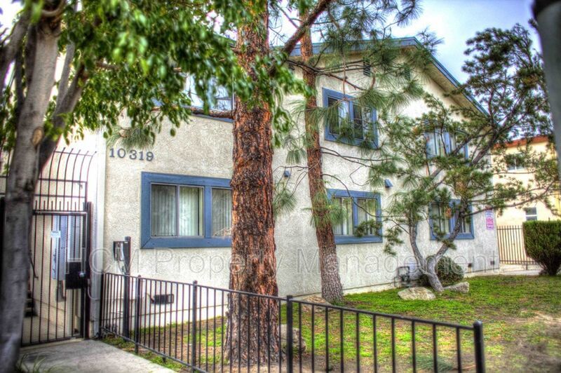Welcome to 10319 Commerce Ave, a charming 2-bedroom, 1-bathroom apartment nestled in the heart of Tujunga property image