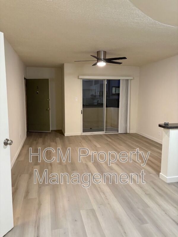 Welcome to 1811 7th St, a charming 1 bed, 1 bath apartment located in the heart of Santa Monica property image