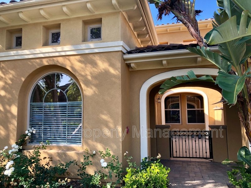 Wow, A Woodbury 3 BD, 2.5 BA Townhome property image