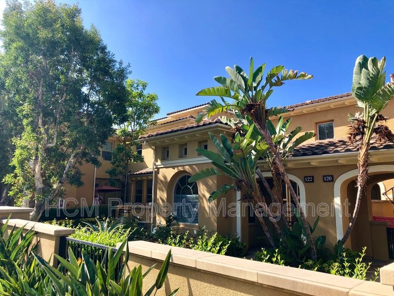 Wow, A Woodbury 3 BD, 2.5 BA Townhome property image