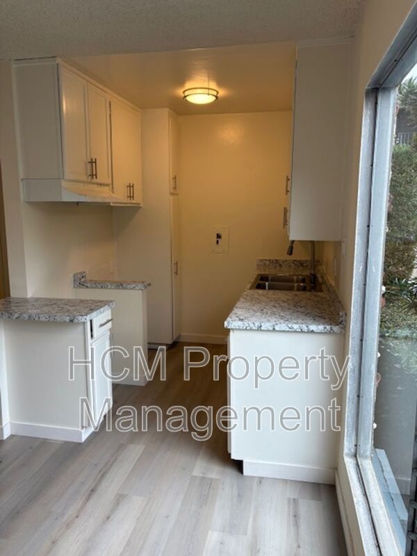 Welcome to 4112 Grand View Blvd, a stunning 1 bed, 1 bath apartment located in the heart of Mar Vista! property image