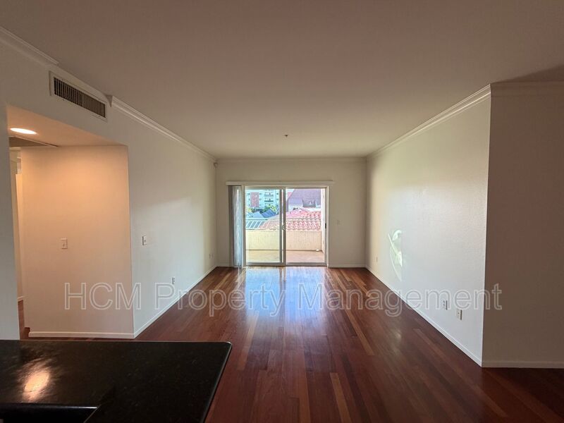 Discover Your New Urban Oasis in Koreatown! property image