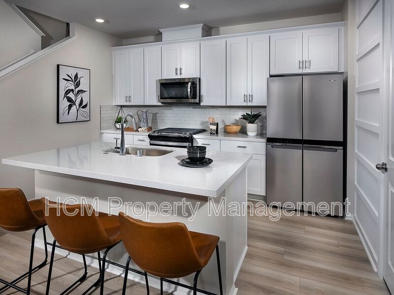 Beautiful 3 bedroom end unit in the heart of Rancho Mission Viejo property image