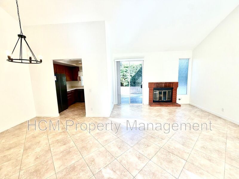 3 Bedroom spacious home in Irvine (Northwood Glen) property image