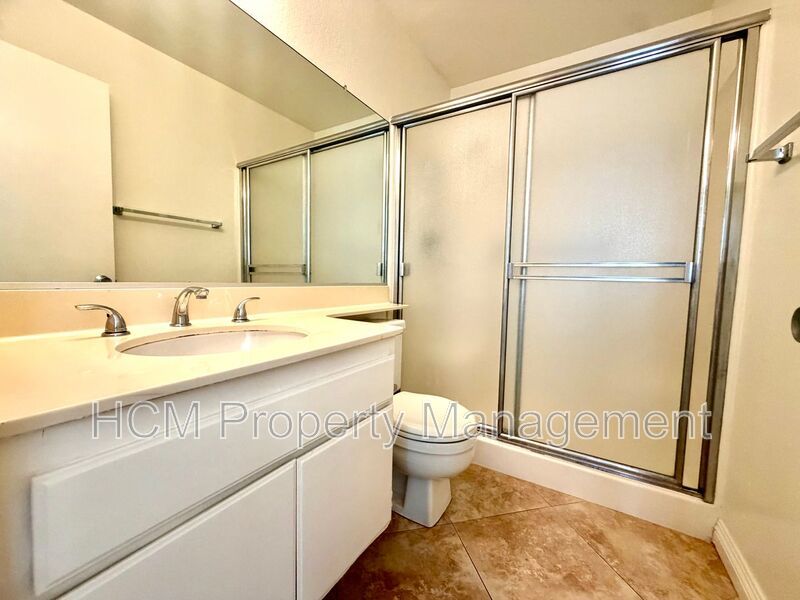 3 Bedroom spacious home in Irvine (Northwood Glen) property image