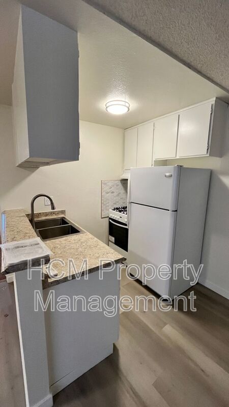 Welcome to 10075 Tujunga Canyon Blvd, a charming one-bedroom, one-bathroom apartment nestled in the heart of Tujunga property image