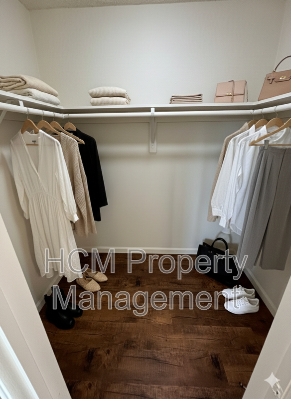 Experience the best of Santa Monica living in this stunning 1 bed, 1 bath apartment, conveniently located just 2.5 blocks from the beach!!! property image