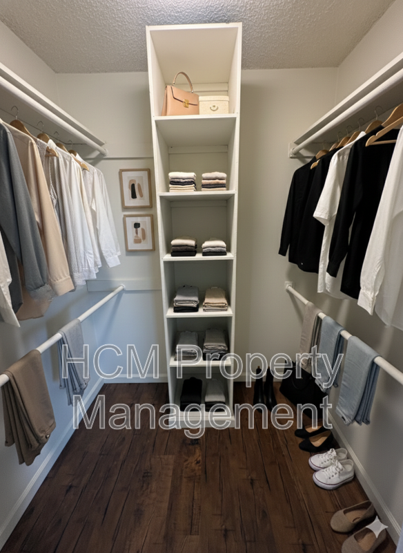 Welcome to 3747 Sepulveda Blvd, a large studio apartment located in the heart of Los Angeles property image