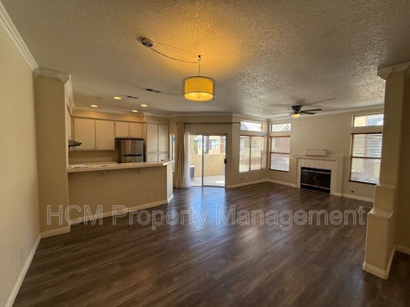 Modern Montecido Condo in Portola Hills | Vaulted Ceilings & Direct Access Garage property image
