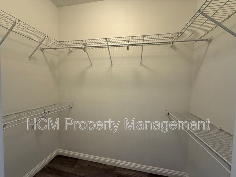 Modern Montecido Condo in Portola Hills | Vaulted Ceilings & Direct Access Garage property image